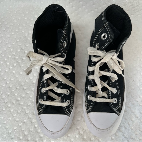 nude lugged converse